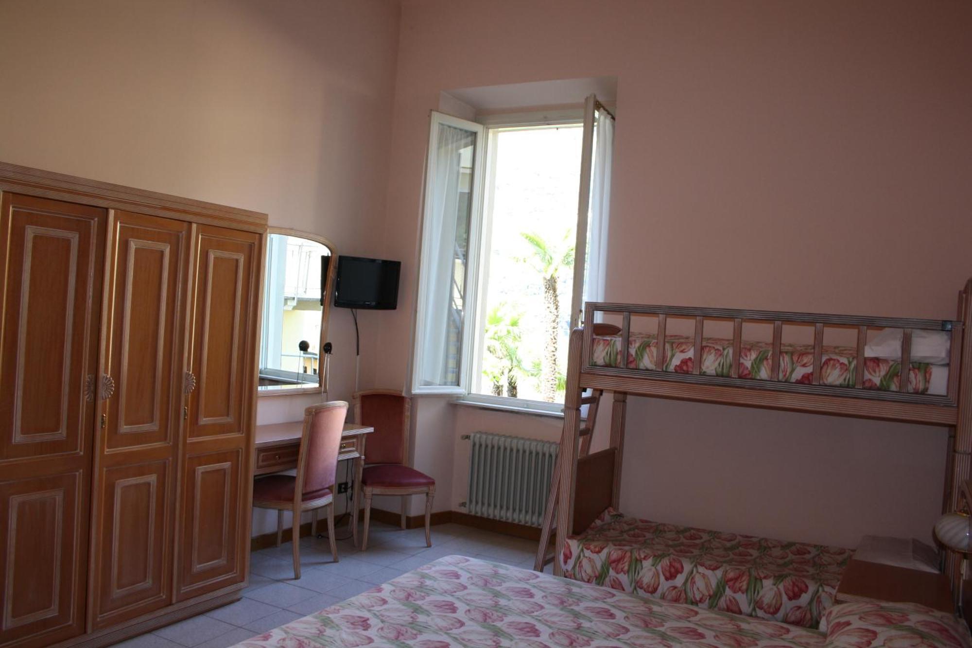 Hotel Vapore Torno Luaran gambar