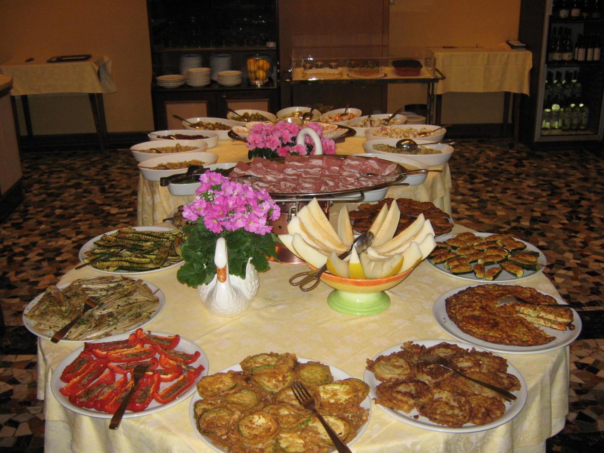 Hotel Vapore Torno Luaran gambar