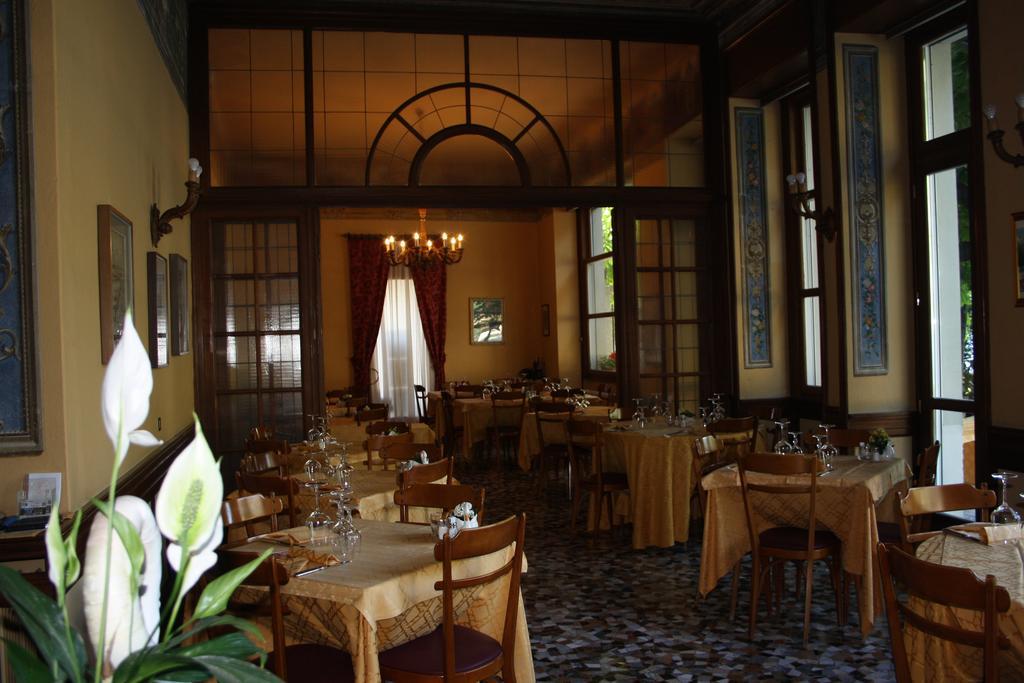 Hotel Vapore Torno Luaran gambar