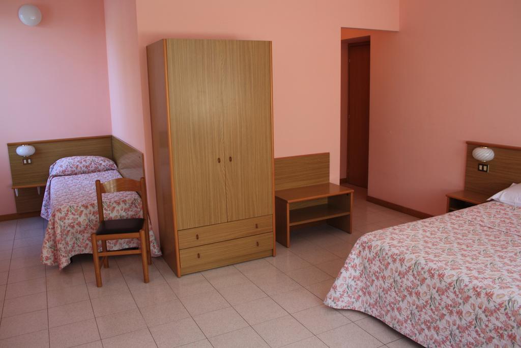 Hotel Vapore Torno Luaran gambar