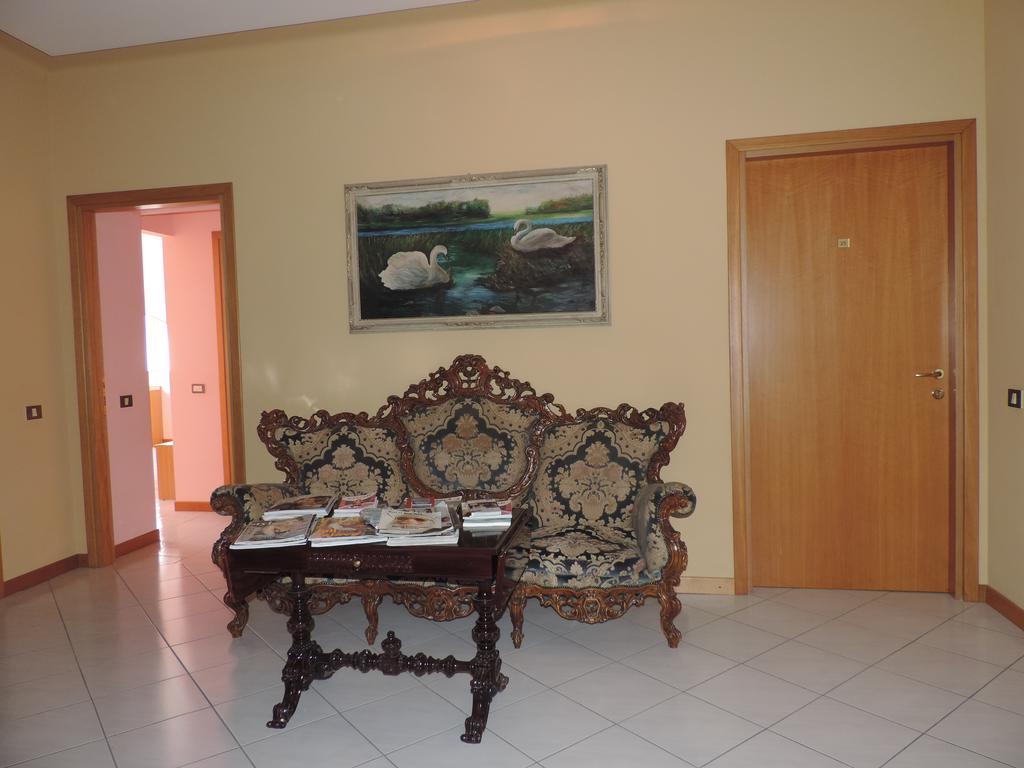 Hotel Vapore Torno Luaran gambar