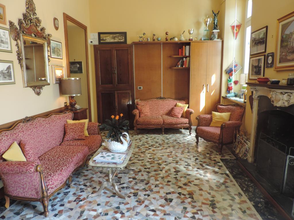 Hotel Vapore Torno Luaran gambar